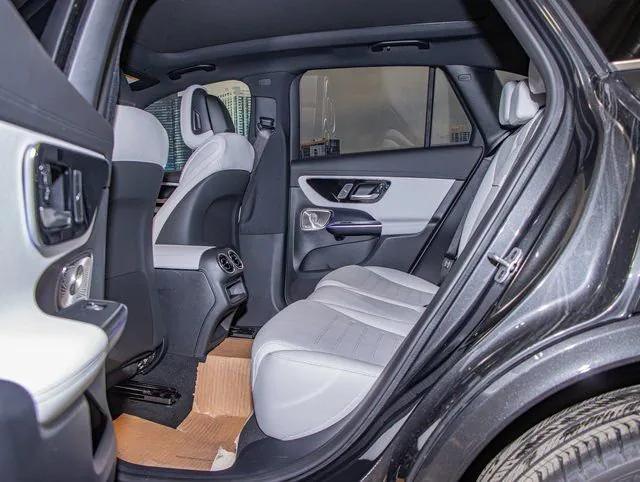 2026 Mercedes-Benz GLC 4MATIC