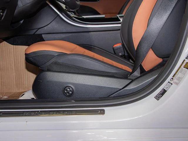 2026 Mercedes-Benz C-CLASS C 300 C 300