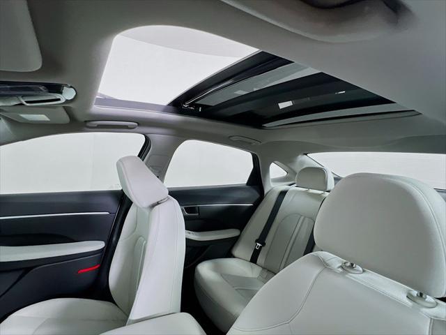 2026 Hyundai Sonata Hybrid SEL
