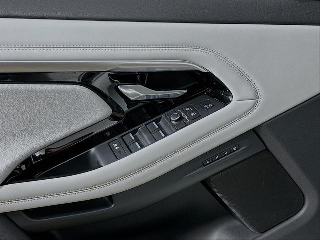 2020 Land Rover Range Rover Evoque SE