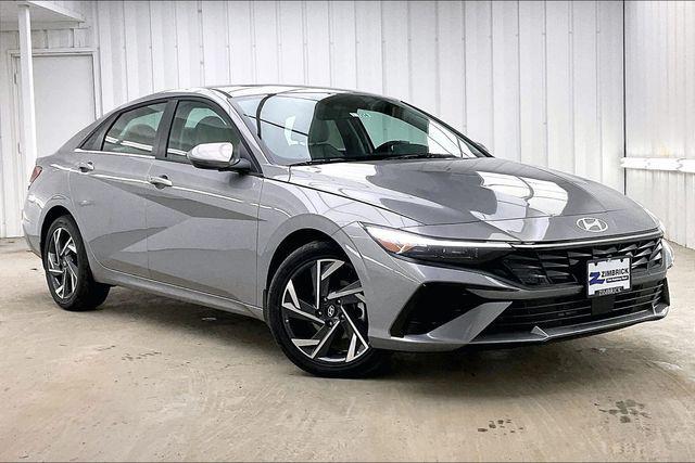 2026 Hyundai Elantra Limited for sale in MADISON, WI