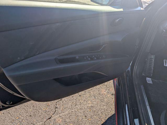 2026 Hyundai Elantra Base