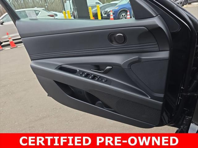 2025 Hyundai Elantra Hybrid SEL Sport
