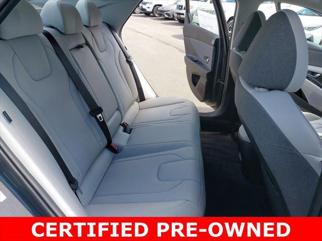 2025 Hyundai Elantra Hybrid Limited