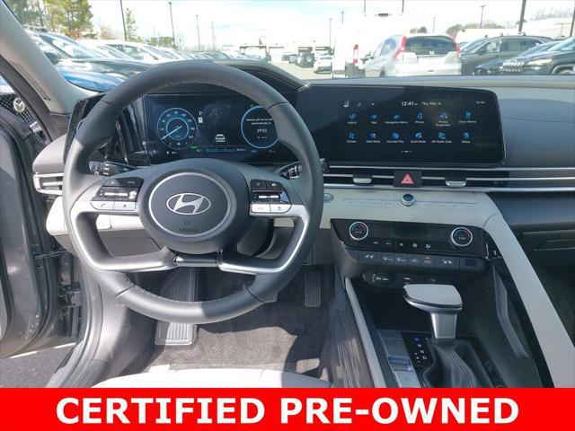 2025 Hyundai Elantra Hybrid Limited