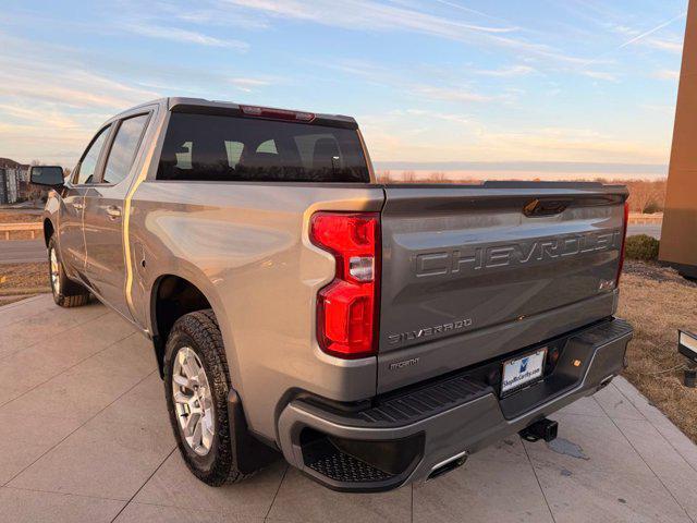 2023 Chevrolet Silverado 1500 4WD Crew Cab Short Bed RST