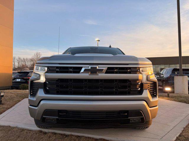 2023 Chevrolet Silverado 1500 4WD Crew Cab Short Bed RST