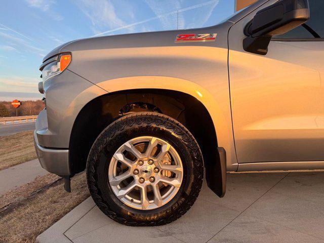 2023 Chevrolet Silverado 1500 4WD Crew Cab Short Bed RST