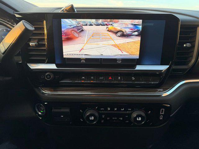 2023 Chevrolet Silverado 1500 4WD Crew Cab Short Bed RST