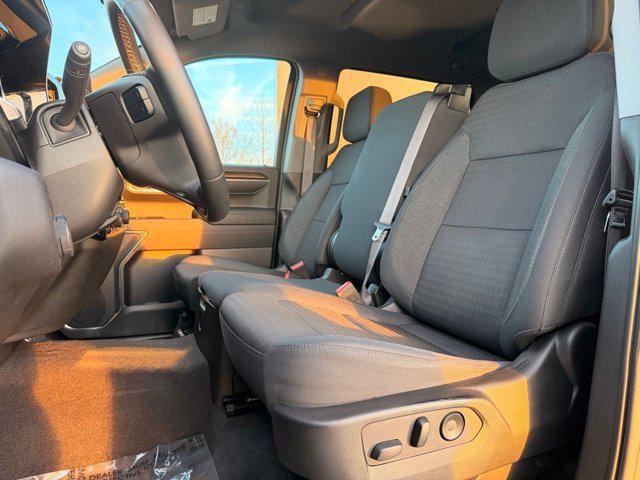 2023 Chevrolet Silverado 1500 4WD Crew Cab Short Bed RST