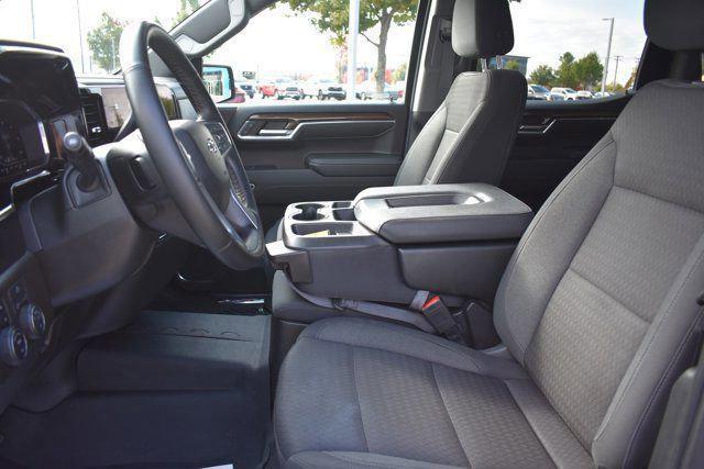 2023 Chevrolet Silverado 1500 4WD Crew Cab Short Bed RST