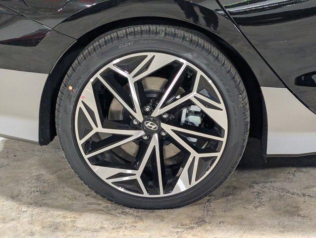 2025 Hyundai IONIQ 6 SEL