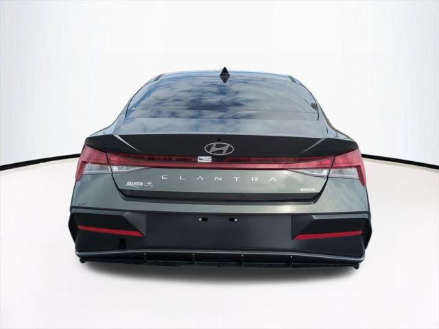 2026 Hyundai Elantra Hybrid Limited