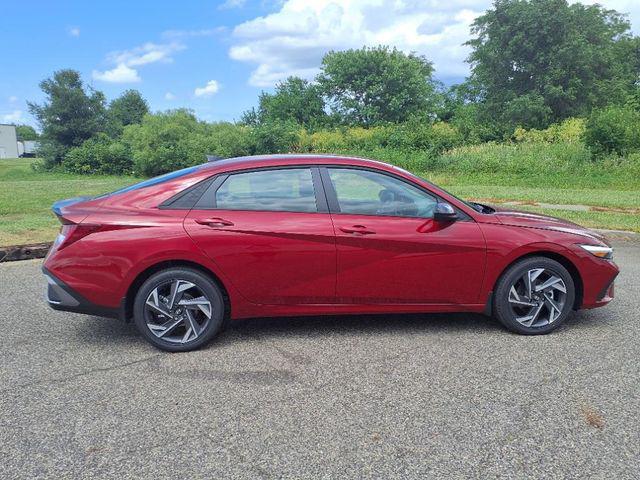 2025 Hyundai Elantra Hybrid SEL Sport