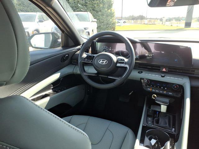 2026 Hyundai Elantra Hybrid Limited