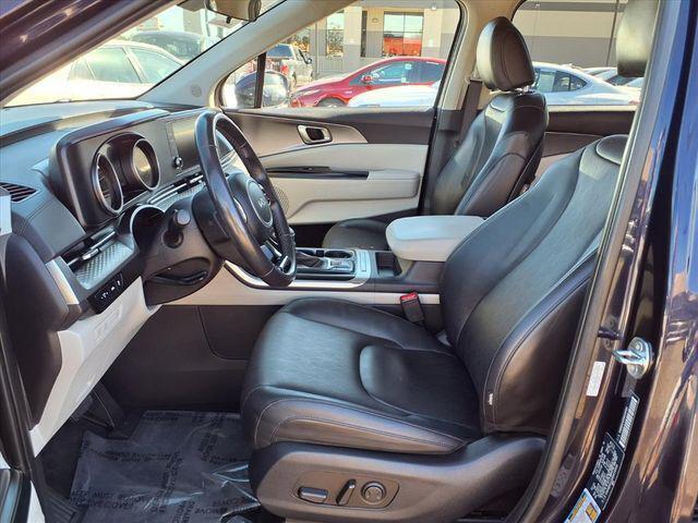 2024 Kia Carnival MPV LX Seat Package