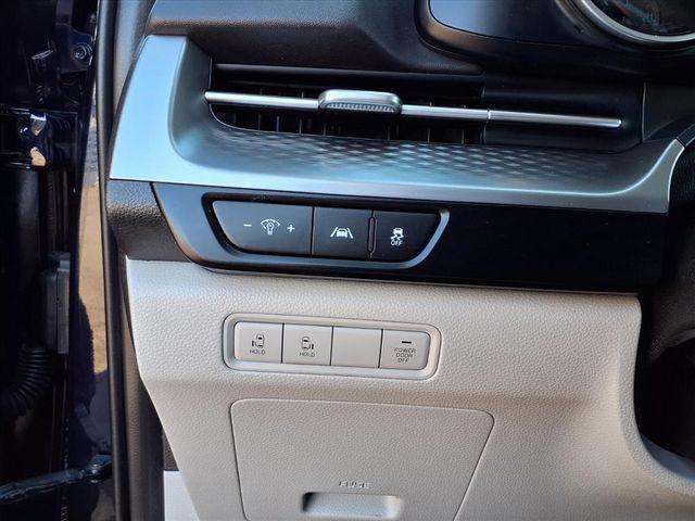 2024 Kia Carnival MPV LX Seat Package