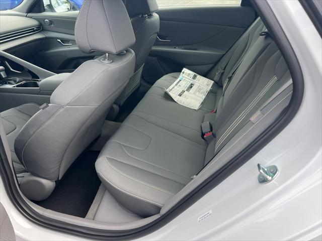 2025 Hyundai Elantra SEL Convenience