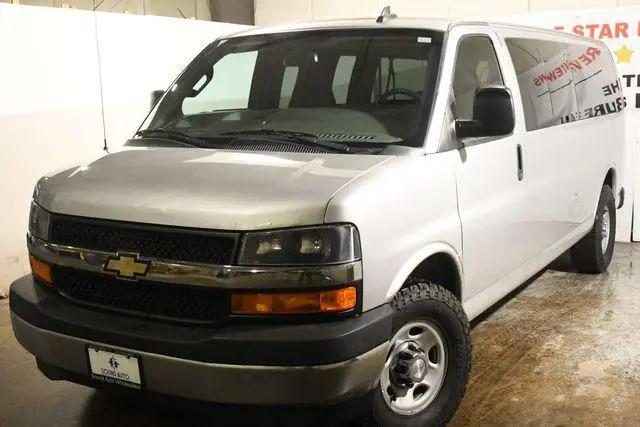 2017 Chevrolet Express LT for sale in Branford, CT