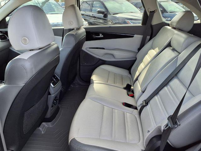 2019 Kia Sorento 3.3L SX
