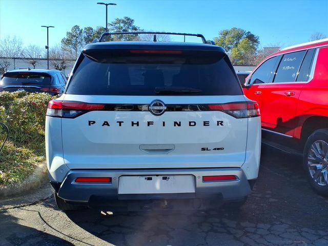 2023 Nissan Pathfinder SL 4WD