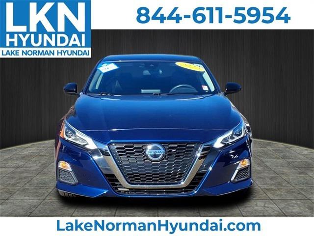 2022 Nissan Altima SR FWD 2022 Nissan Altima SR FWD