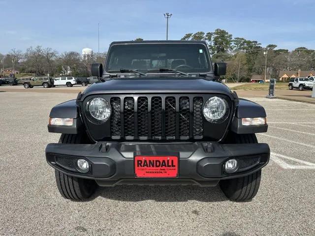 2022 Jeep Gladiator Sport