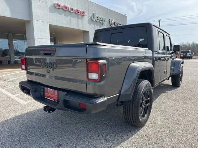 2022 Jeep Gladiator Sport