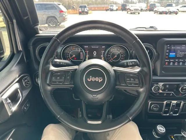 2022 Jeep Gladiator Sport