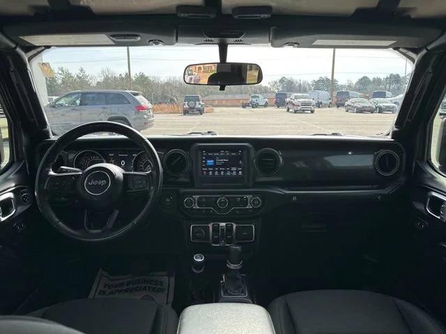 2022 Jeep Gladiator Sport