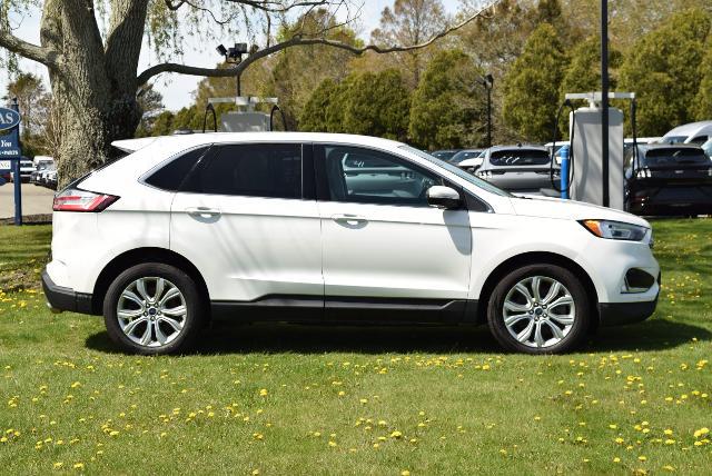 2021 Ford Edge Titanium