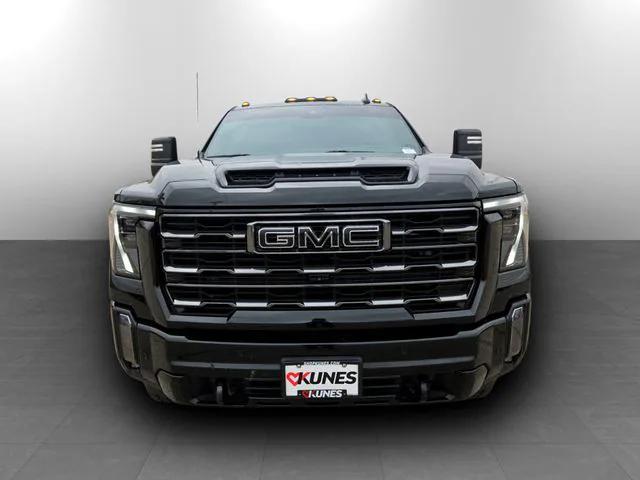 2024 GMC Sierra 2500HD 4WD Crew Cab Standard Bed AT4