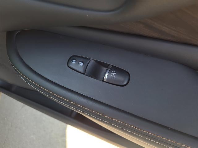 2023 Nissan Murano Platinum FWD