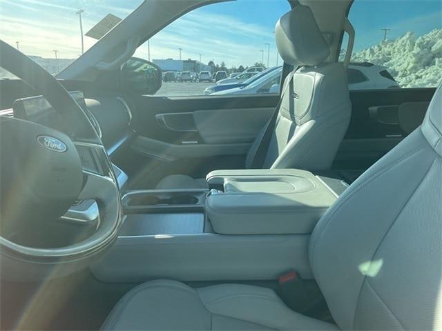 2025 Ford Expedition Platinum MAX