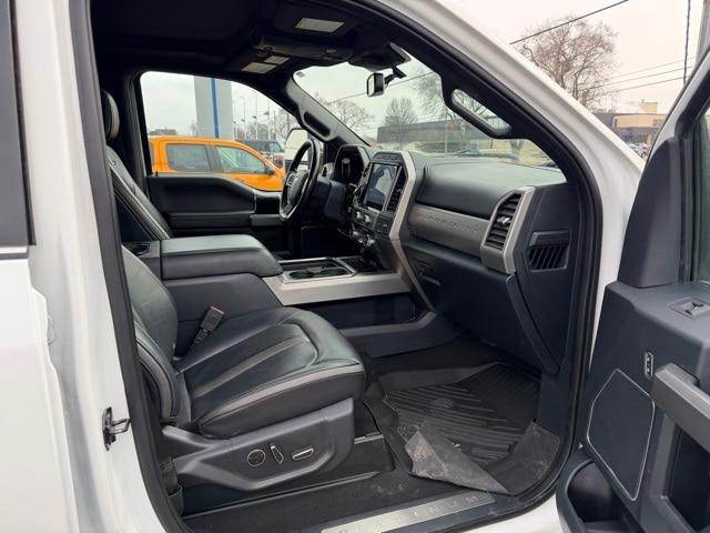 2022 Ford F-450 Platinum