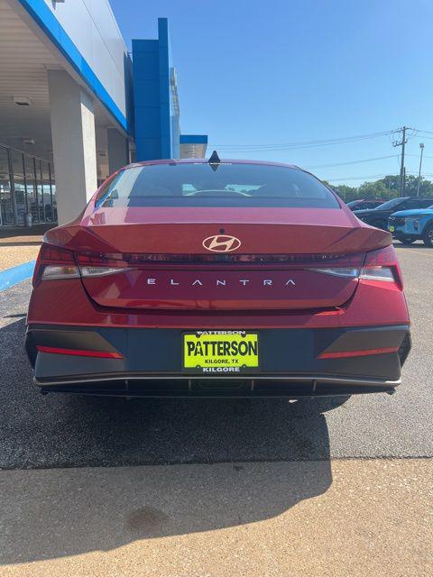 2025 Hyundai Elantra SEL Convenience