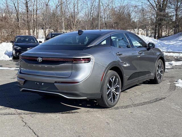 2025 Toyota Crown XLE