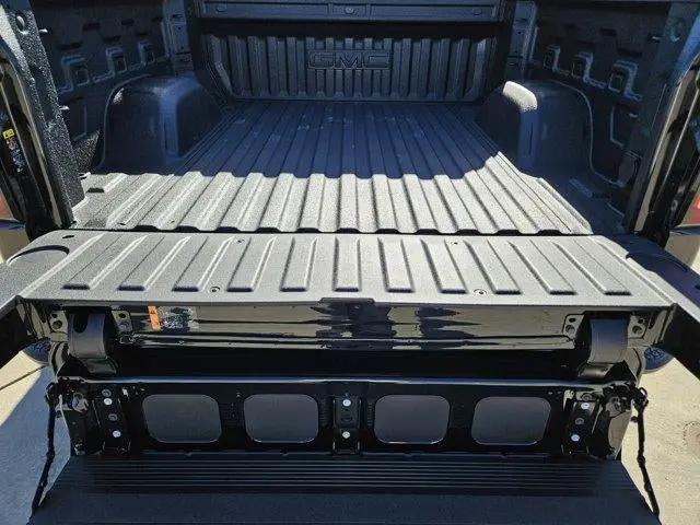 2026 GMC Sierra 1500 Crew Cab, Short Bed, Elevation, RWD