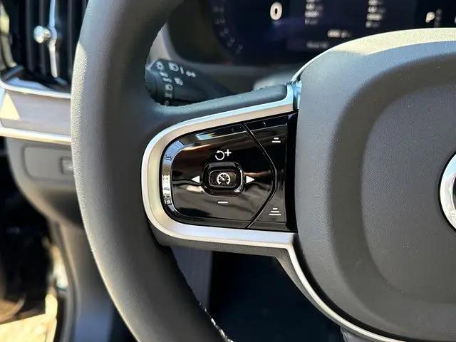 2026 Volvo XC90 Plus, B6 AWD Gas (mild hybrid), Gasoline, Bright, 7 Seats