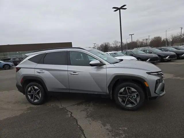2026 Hyundai Tucson Hybrid SEL