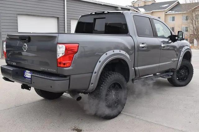 2021 Nissan Titan Crew Cab SV 4x4