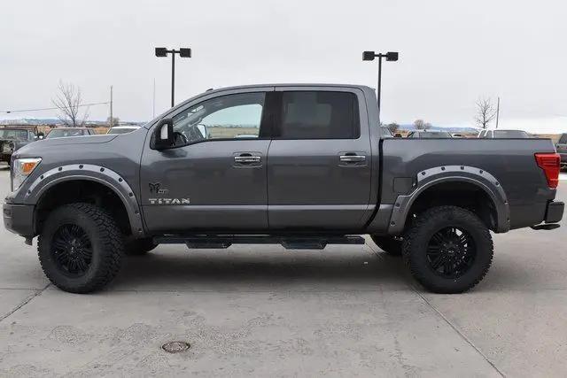 2021 Nissan Titan Crew Cab SV 4x4