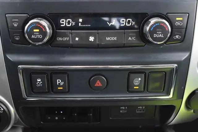 2021 Nissan Titan Crew Cab SV 4x4