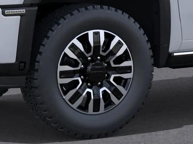 2026 GMC Sierra 2500HD Crew Cab, Standard Bed, Denali Ultimate, 4WD