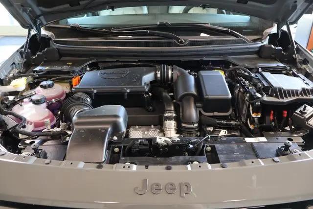 2026 Jeep Cherokee Laredo 4x4