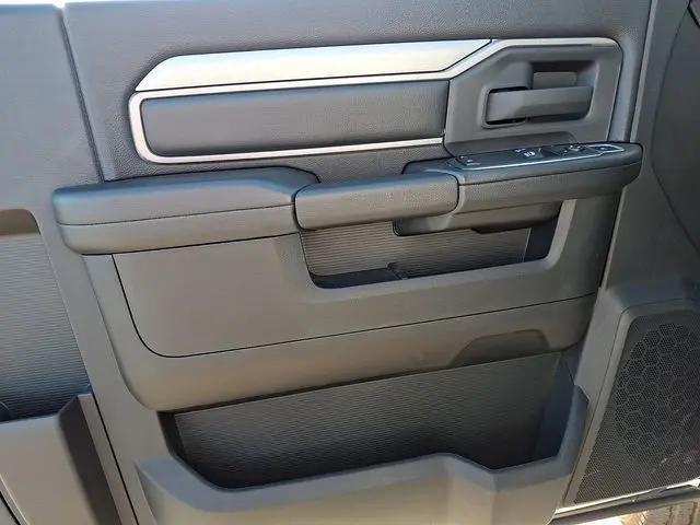 2024 Ram 2500 Tradesman Regular Cab 4x4 8' Box