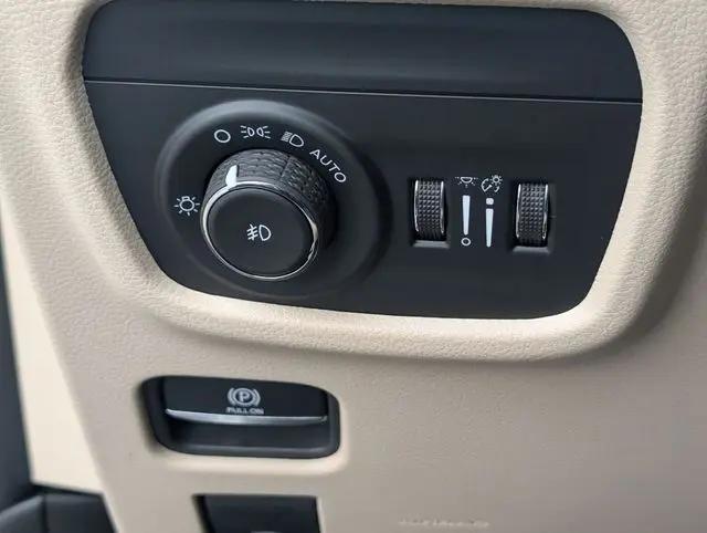 2026 Jeep Grand Cherokee L Limited 4x2