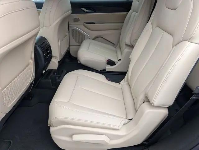 2026 Jeep Grand Cherokee L Limited 4x2
