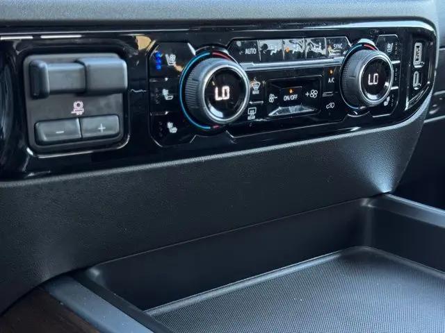 2024 Chevrolet Silverado 2500HD 4WD Crew Cab Standard Bed High Country