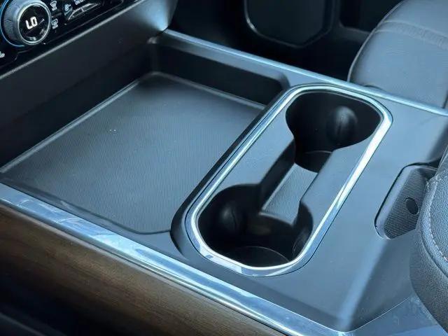 2024 Chevrolet Silverado 2500HD 4WD Crew Cab Standard Bed High Country